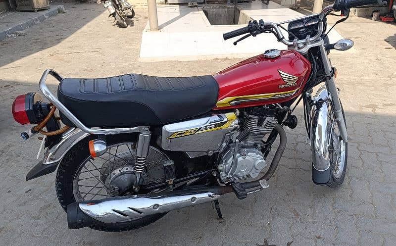 Honda cg 125 special eddition 1st Owner one hand use 2