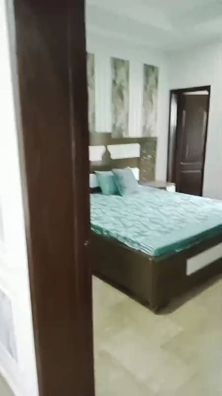 6 marla flat for sale in paragon city lahore 4