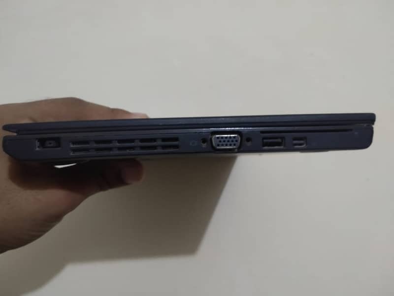 Lenovo Thinkpad x240 | Core i5 4th Gen 3