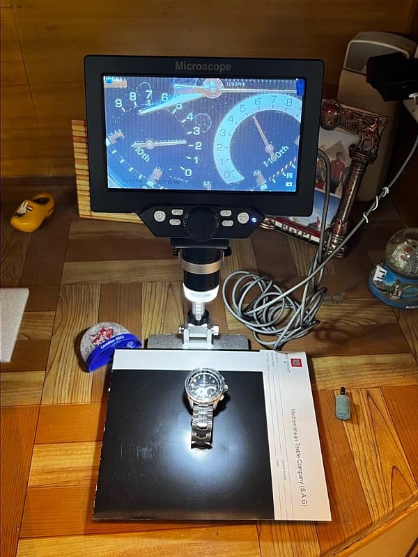 Portable digital microscope  with 7 inch lcd, 12 MP high expansion 8