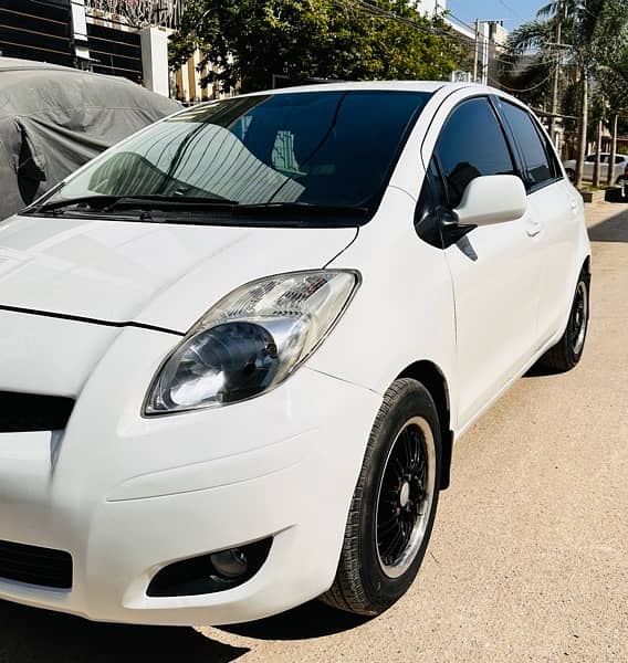 Toyota Vitz 2008 4