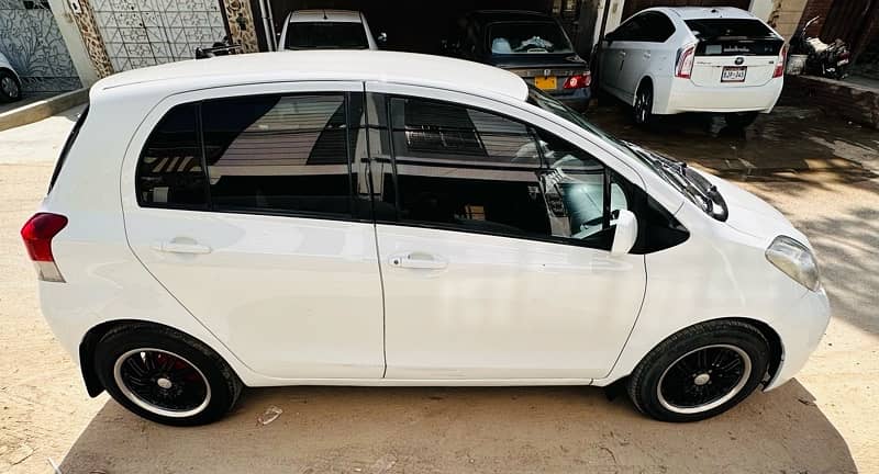 Toyota Vitz 2008 7