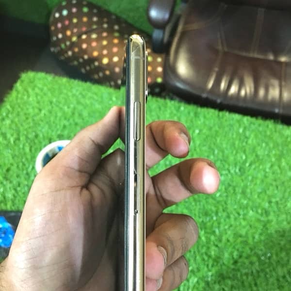 IPHONE XS MAX BOX OPEN | 256GB | GOLD COLOUR | PTA APROVED 5