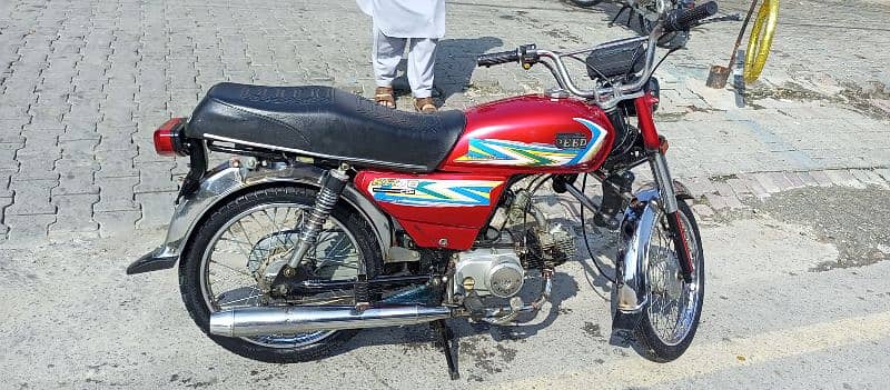 High speed bike in Good condition 3