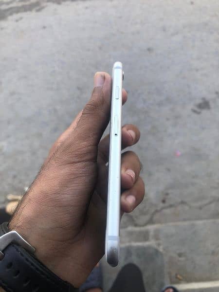 iPhone 6s 64gb pta approved 5