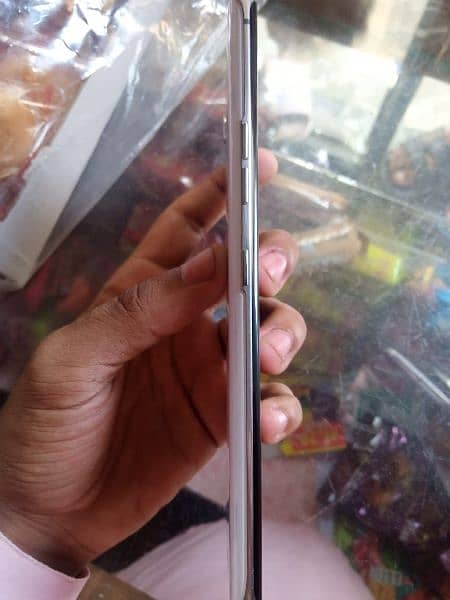 lg velvet 6/128 10/9 condition hai 5