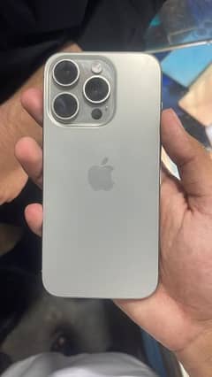 Apple Iphone 15 Pro Max natural titanium