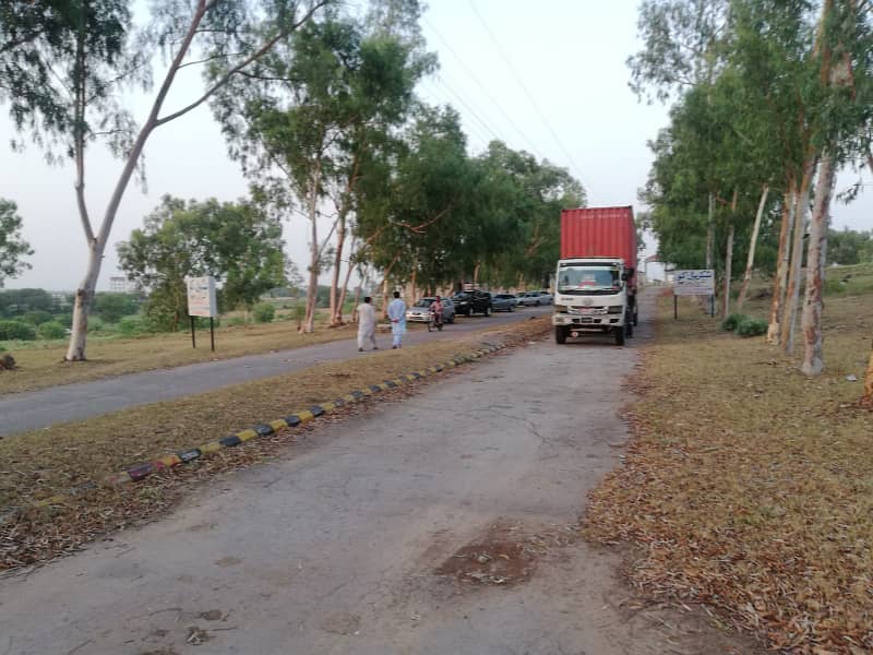 10 Marla Plot For Sale In Kashmir Model Town Chakri 3