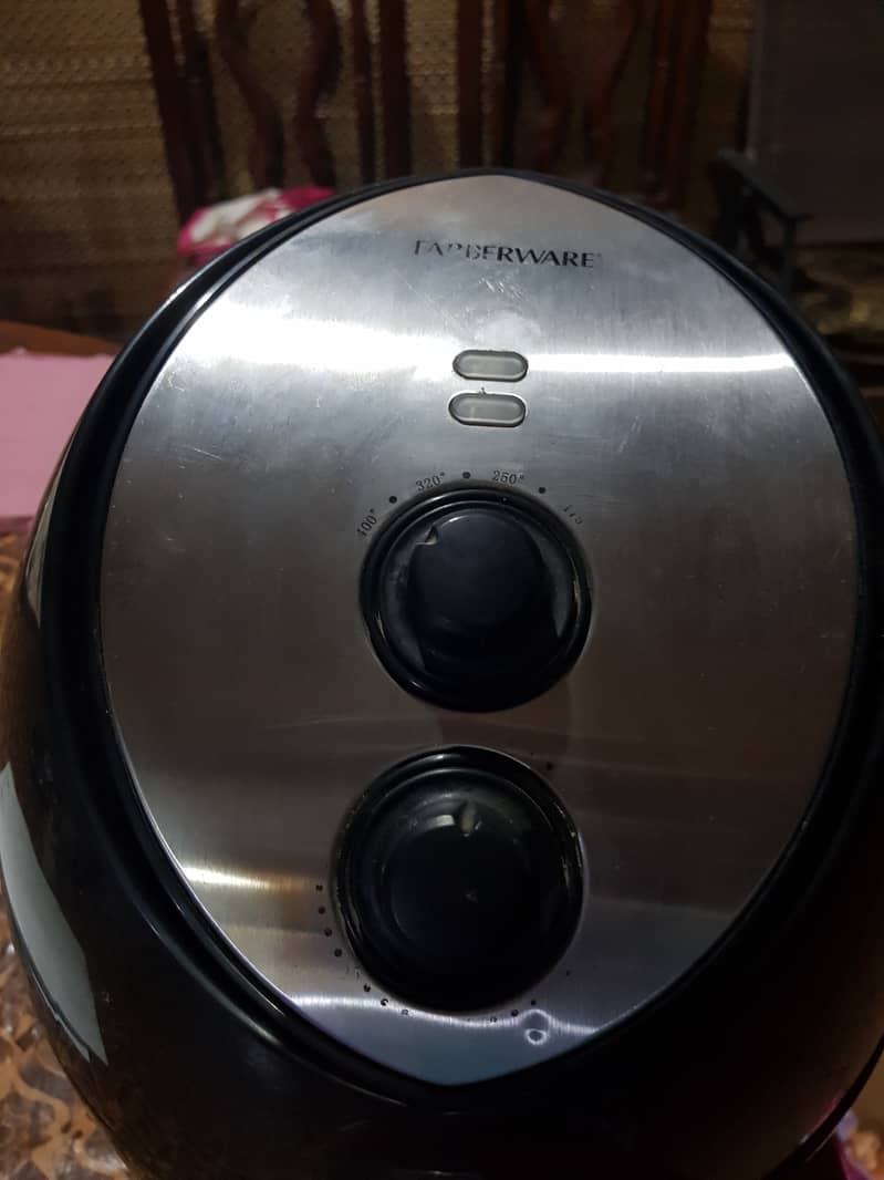 Air fryer imported from USA and nikai hot plate 2