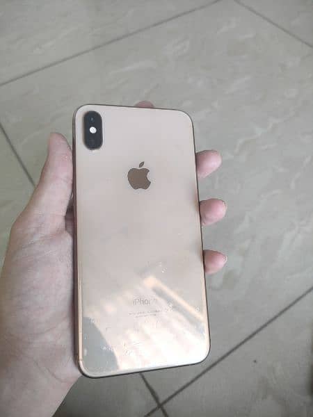 Iphone xs max with box 1