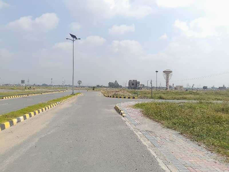 Prime Location DHA Sector K Residential Plot Sized 5 Marla Is Available 5