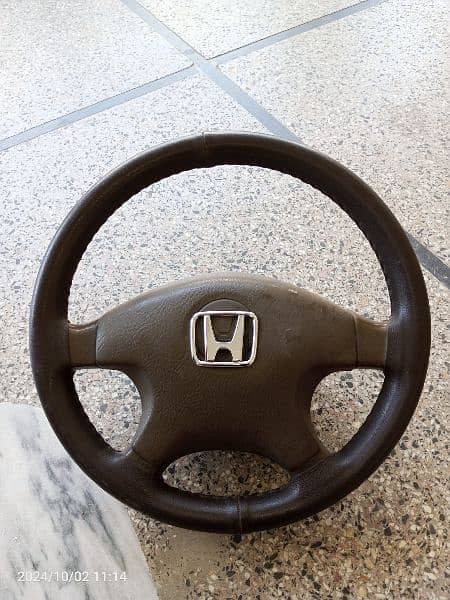 Geniuan steering of Honda Civic 2005 3