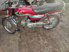 Honda cd70 2017 modl ha kio be Kam nhi honey wala