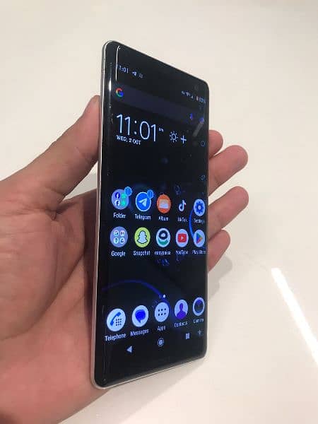 sony xperia xz3 SOV39 1