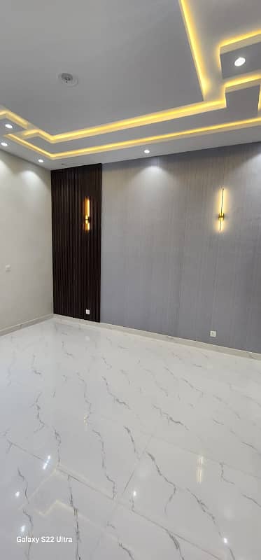 Ultra Modern 10 Marla Brand New House Available In Tulip Block Sector C Bahria Town 3