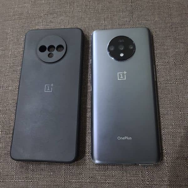 Phone Oneplus 7T. 8/128GB. Only phone. 0