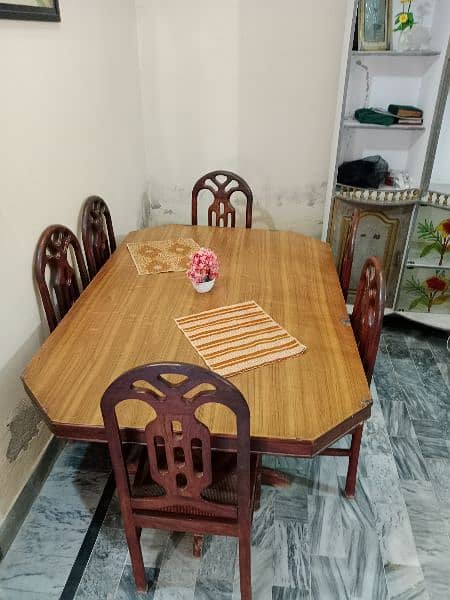 Good condition Dining table 1