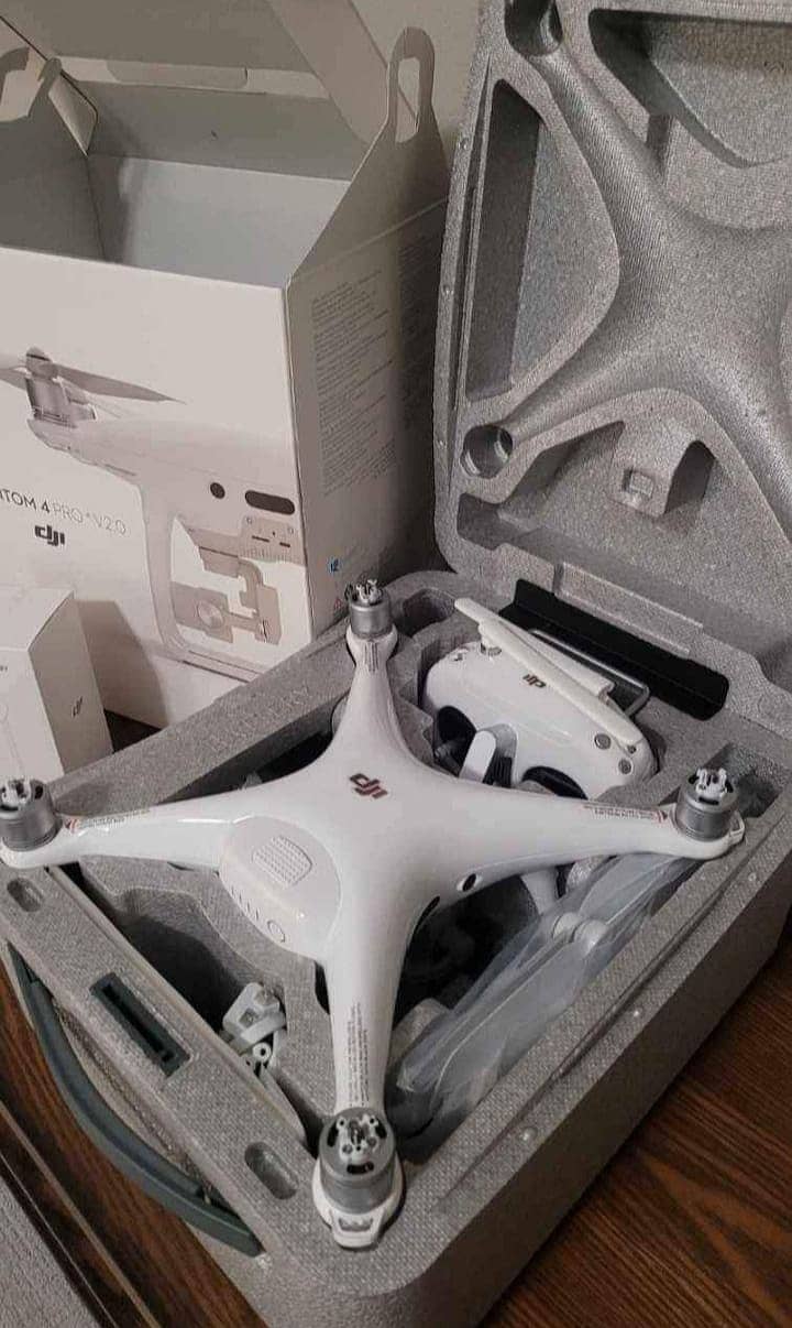 Dji Phantom 4 pro plus v 2.0 1