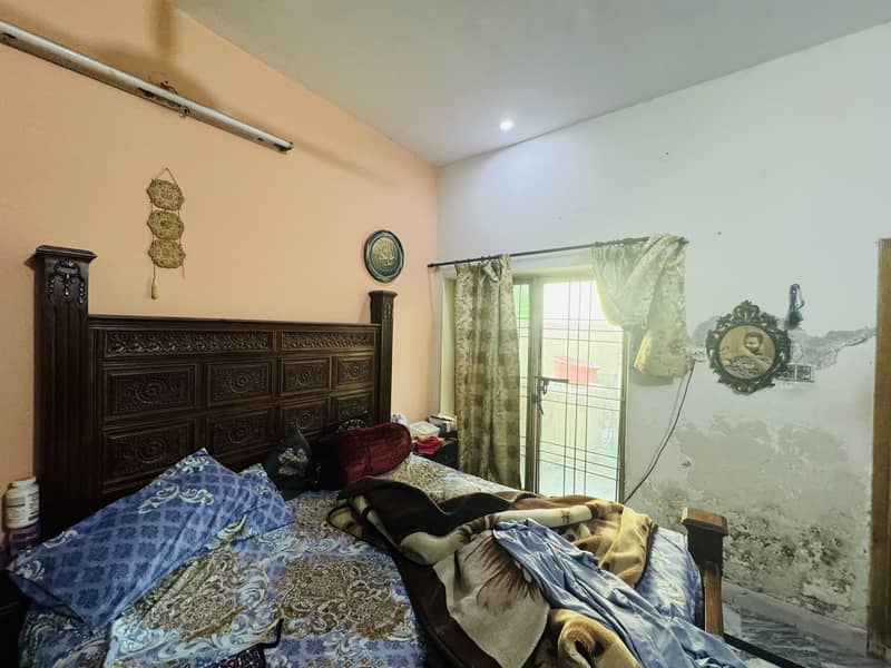 10 MARLA, COMPLETE TRIPLE STOREY HOUSE IN MARGHZAR HOT BLOCK & PRIME LOCATION 4