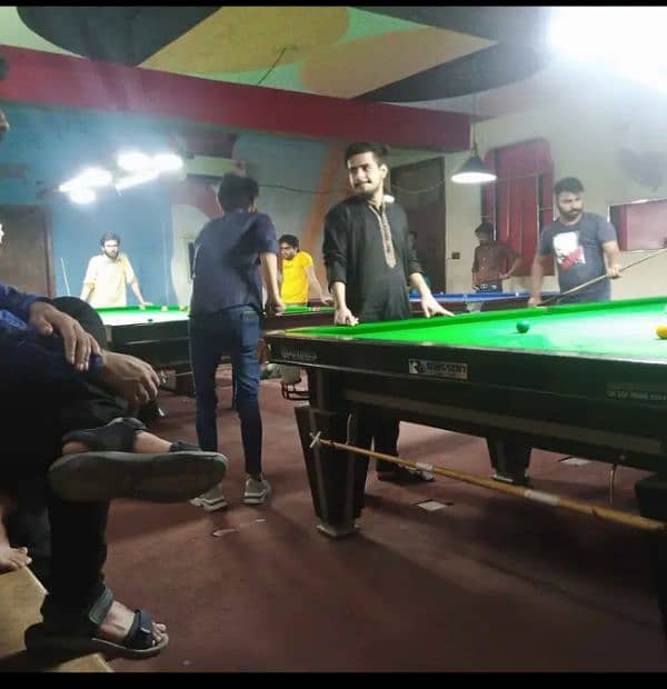 Snooker club for sale with complete setup in very hot location 2