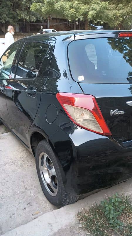 Toyota Vitz 2011- Reg 2013 push start URGENT SALE 3