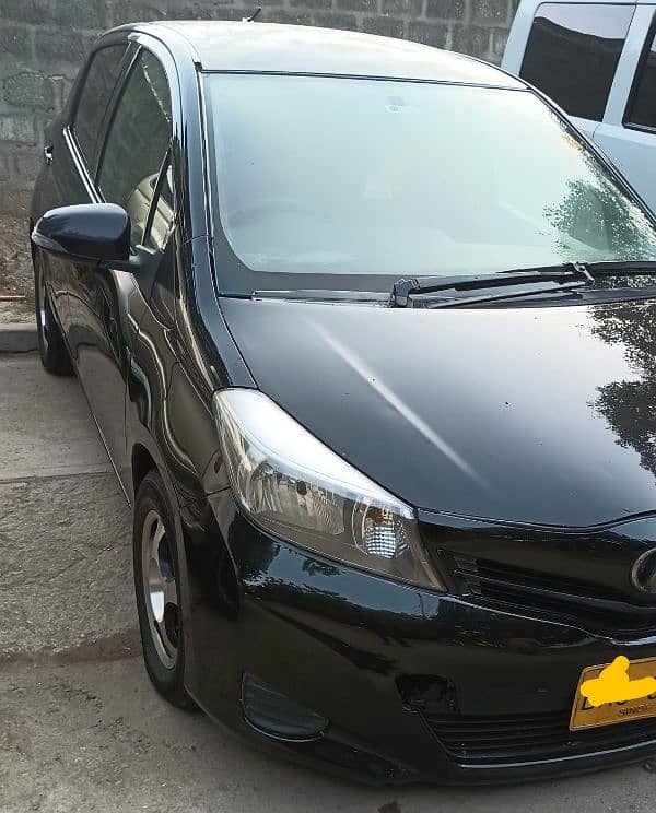 Toyota Vitz 2011- Reg 2013 push start URGENT SALE 4