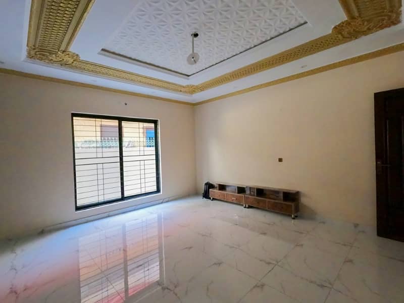 A 1 Kanal House Is Up For Grabs In Marghzar Officers Colony 16