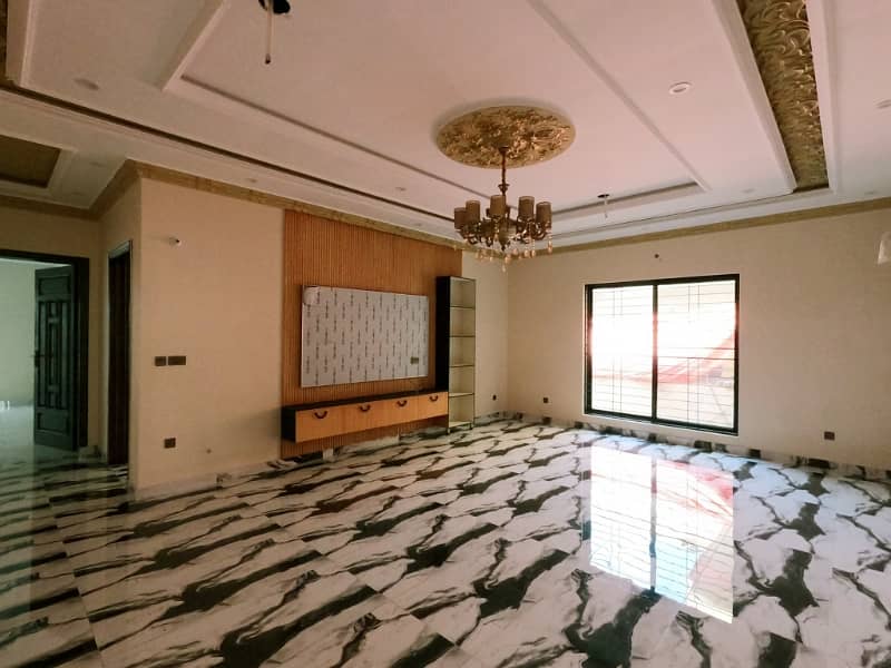 A 1 Kanal House Is Up For Grabs In Marghzar Officers Colony 29