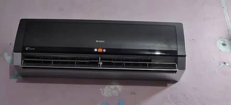 Gree ac inverter 1.5 ton fully working condition 0