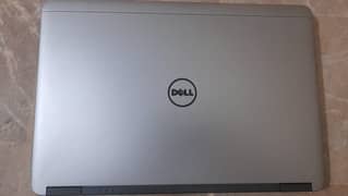 DELL LATITUDE E7240 CORE i7 4th GEN 8GB RAM  / 256 SSD