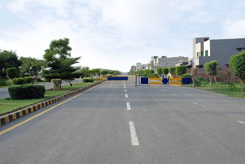 On Easy Installment Plan 4 Marla Near To Park Residential Plot Available For Sale In Woods Block 1