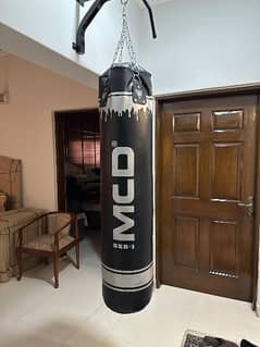 MCD 4ft boxing bag with 12oz Apollo original gloves