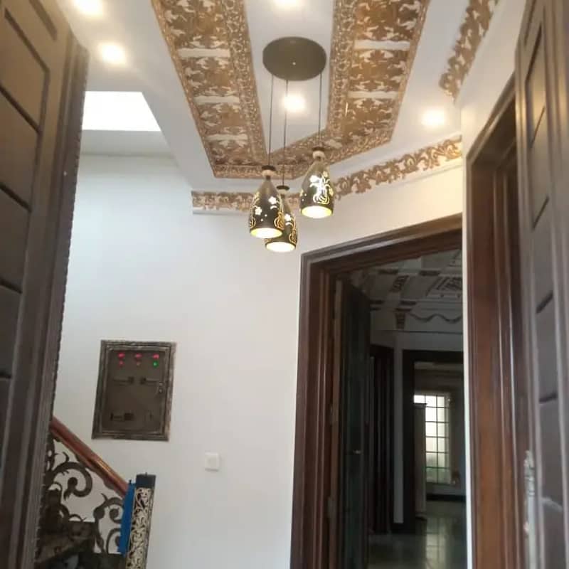 10 Marla House For Sale In Paragon City Lahore 30