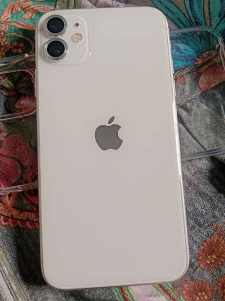 iphone 11 urgently sale 128 watar pack non pta 5