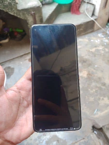 Motorola One 5G UW Single 4