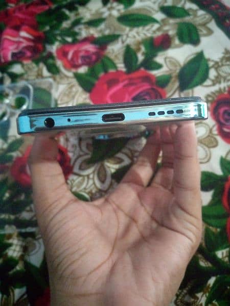 Infinix hot 40i 8+8 128 5