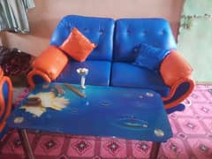 new sofa hi bhot kam use kia hi full ok hi 7 setter hi 7 me teble b hi