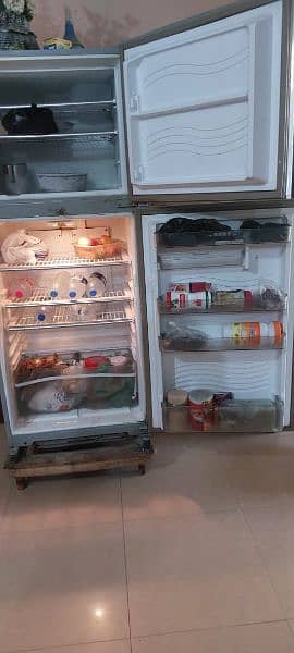 dawlance fridge All ok no Fuelt only bmy and use 1