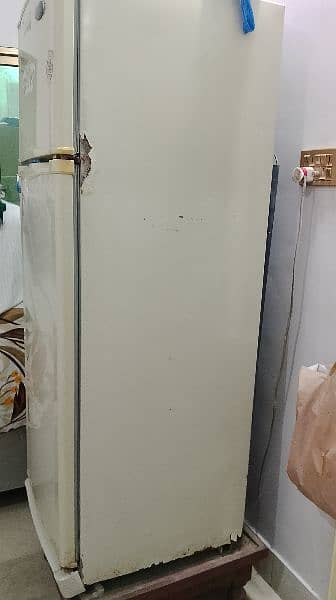 Dawlance Fridge Refrigerator | Best Condition Working Fine 1