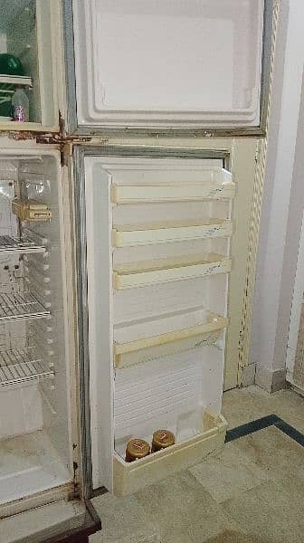 Dawlance Fridge Refrigerator | Best Condition Working Fine 5