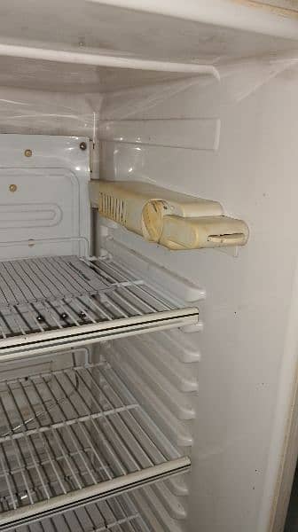 Dawlance Fridge Refrigerator | Best Condition Working Fine 8