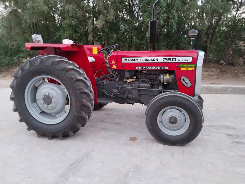 Tractor Massey Ferguson 260 model 2022 1