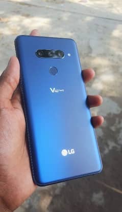 LG V40 Thinq