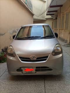 Daihatsu Mira 2012