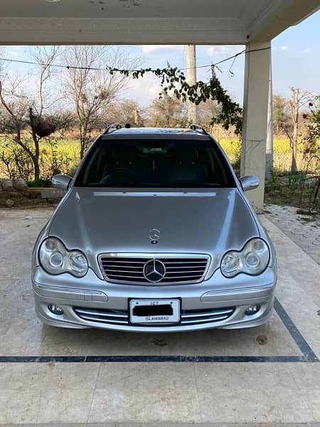 Mercedes C Class 2001 1