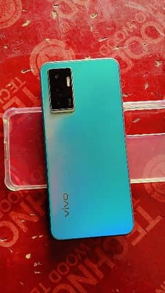 vivo v23e with box & charger