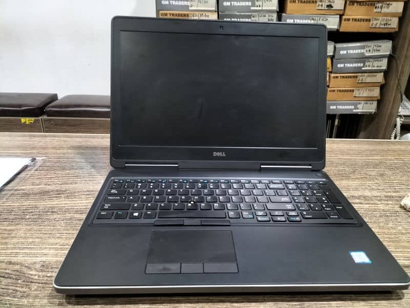 Dell precision 7510 i7 6th Gen 0