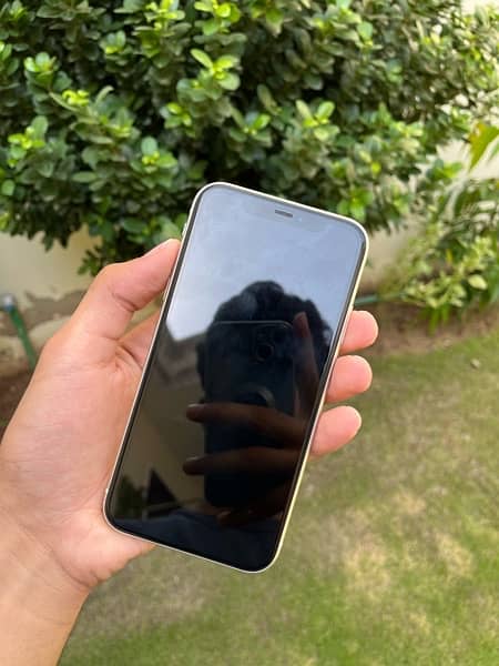 iphone 11 128gb pta approved 4