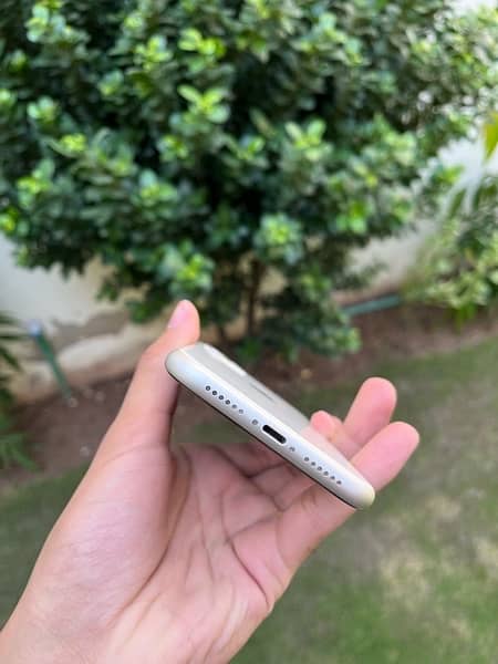 iphone 11 128gb pta approved 5