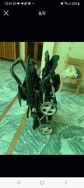 GRACO Double stroller. uk 3